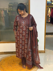 Aarini 1057