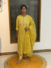 Pranavi 882B