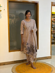 Lakshmi 667