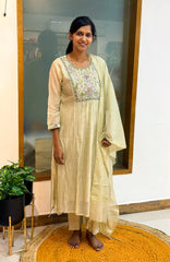 Beige garden 492