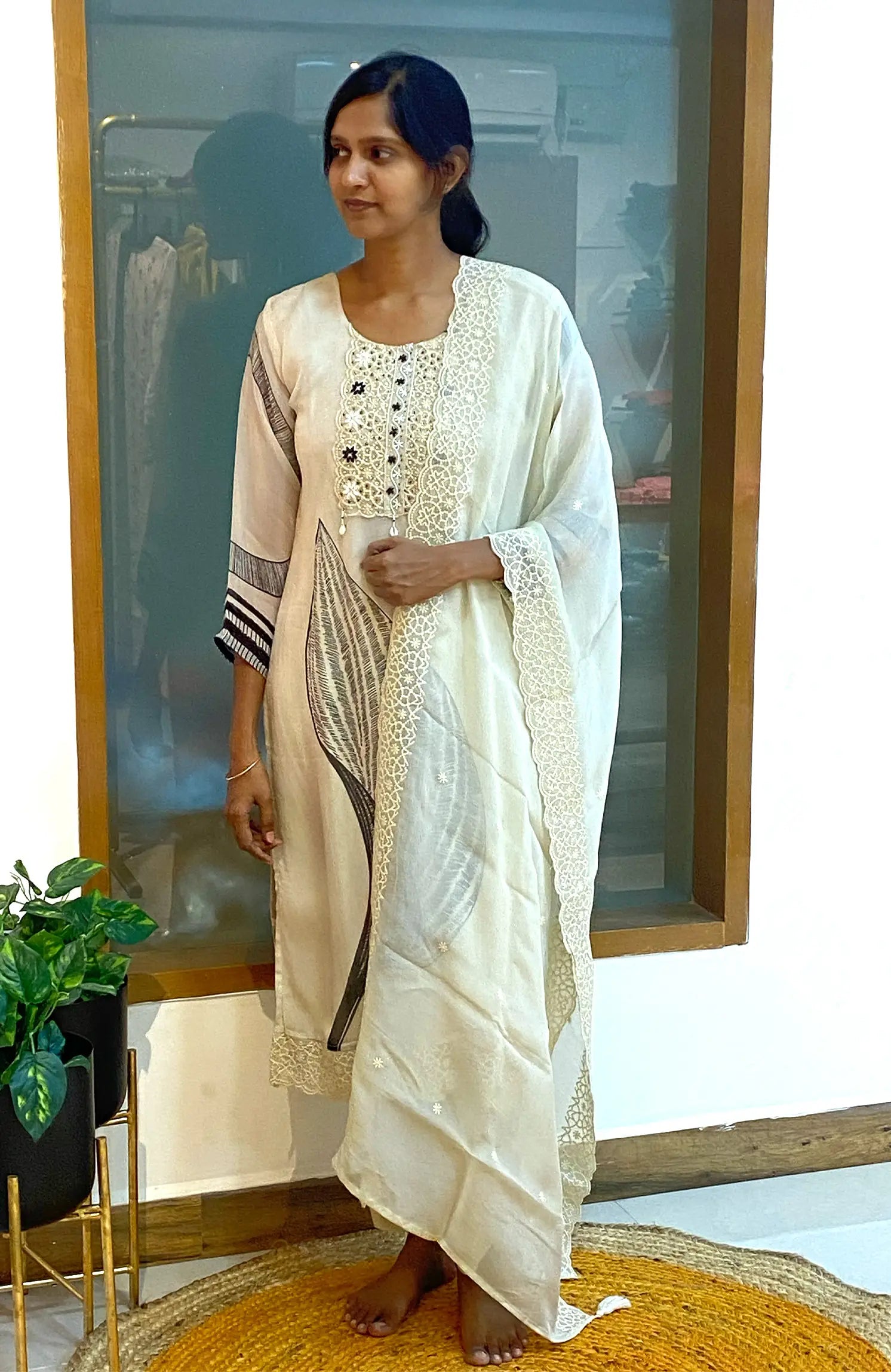 White delicate 493