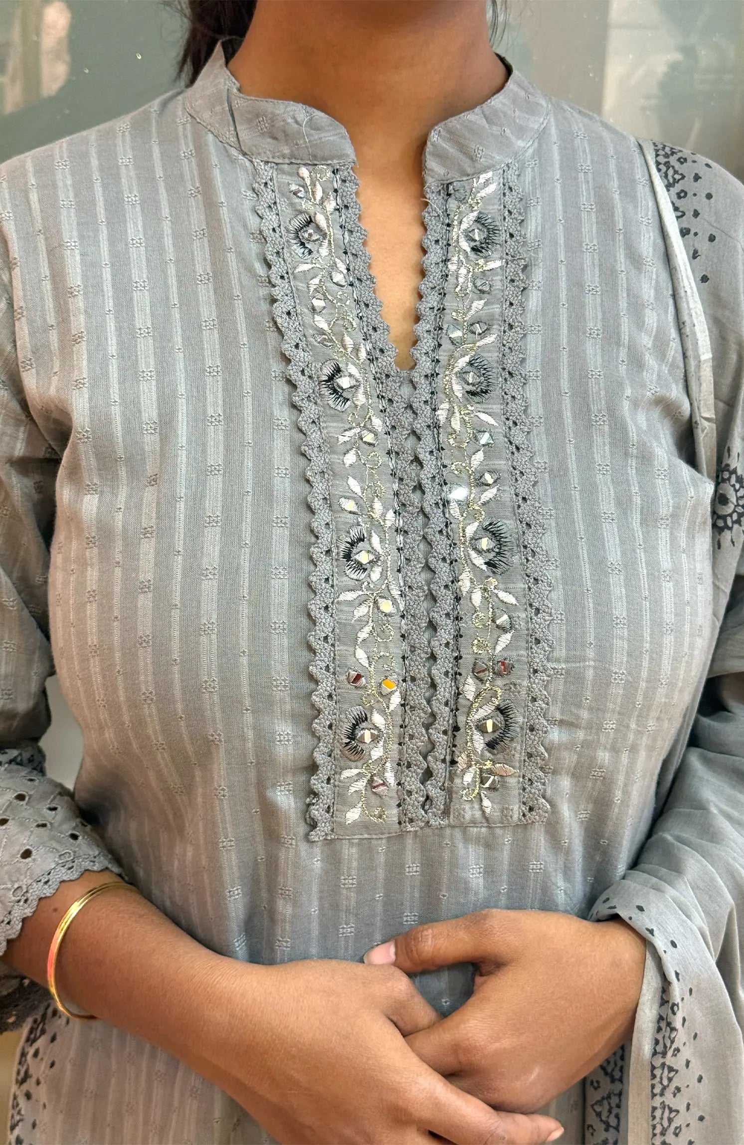 Grey mul cotton 560