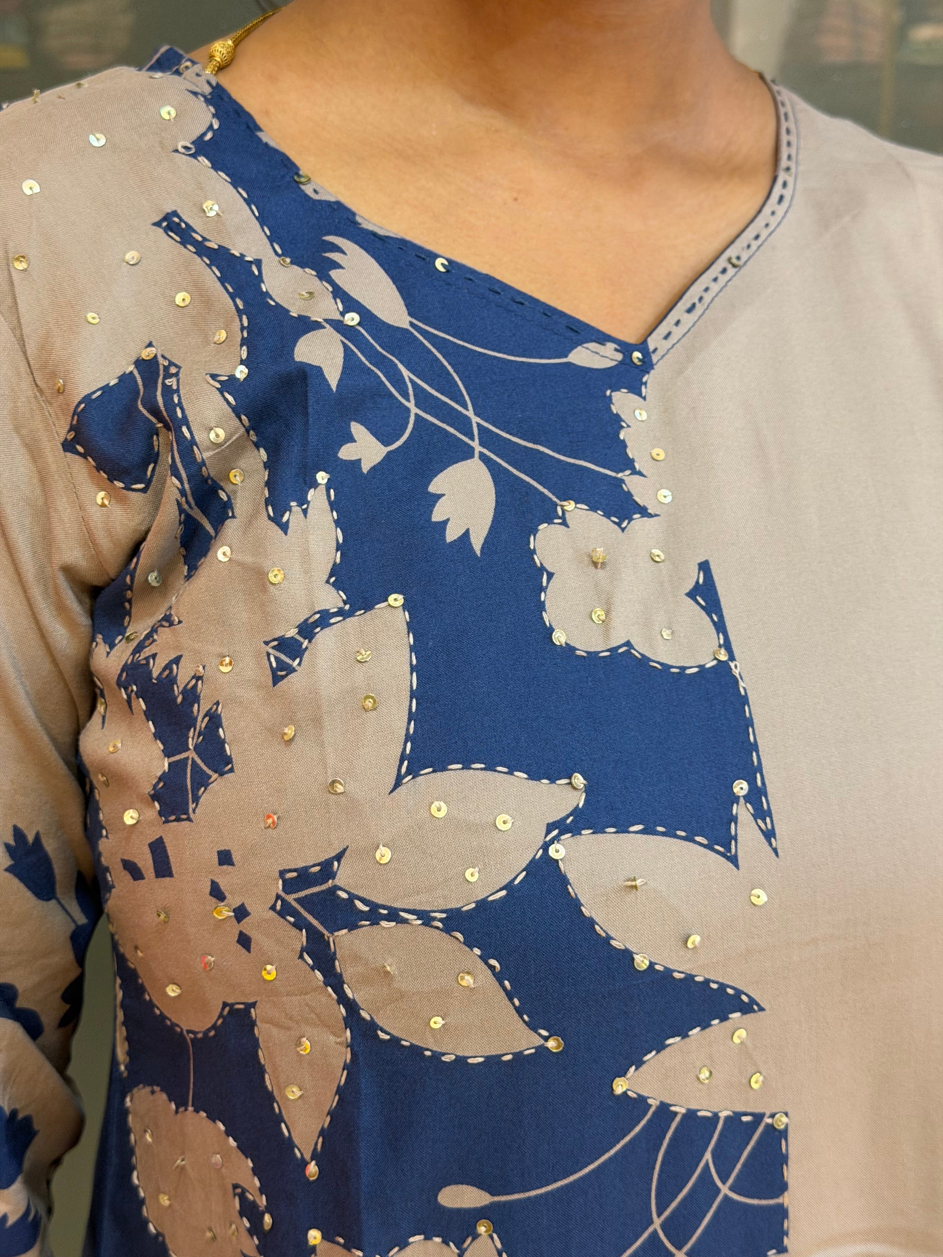 Aavya 913