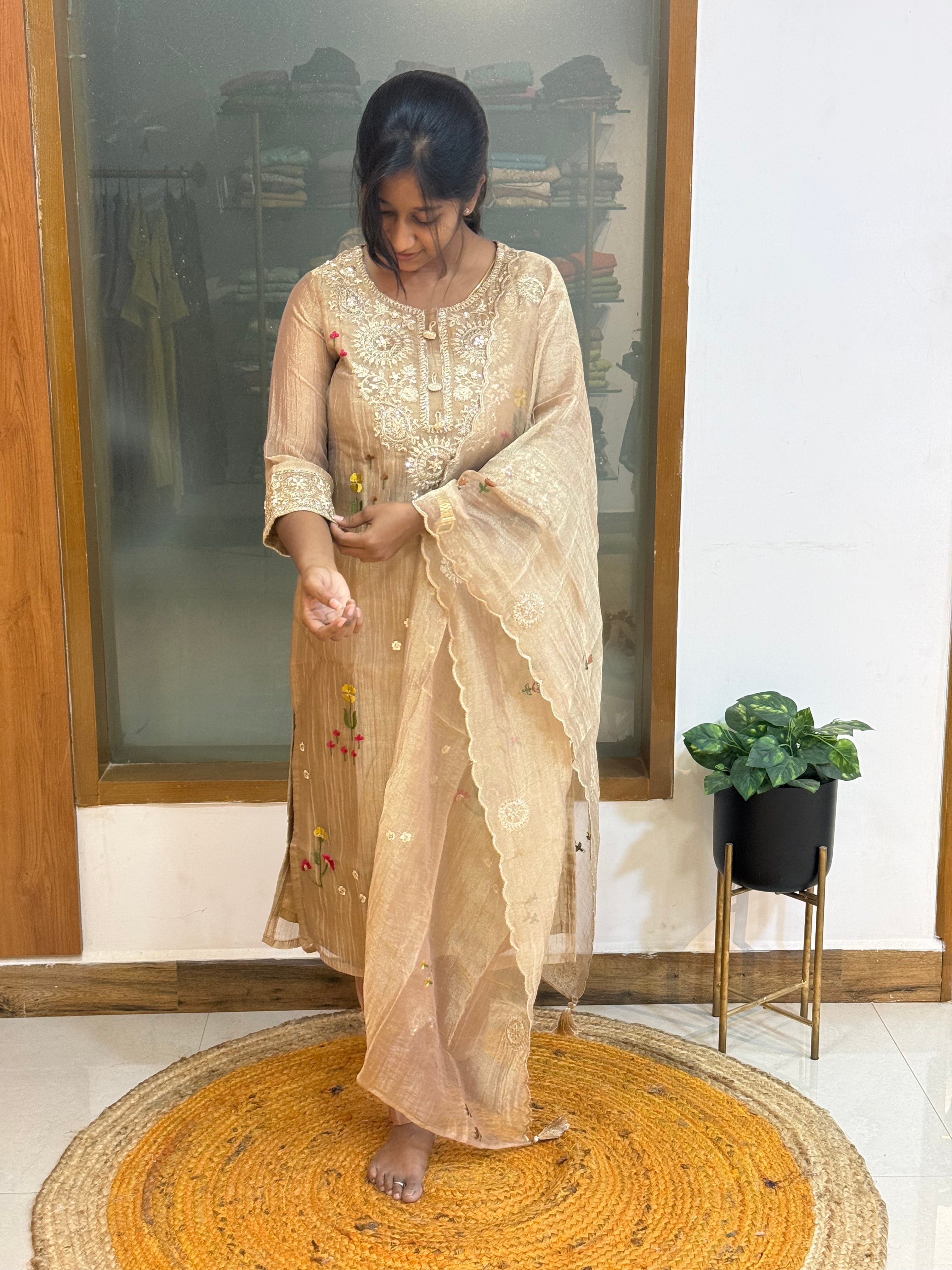 Navrathna 1065