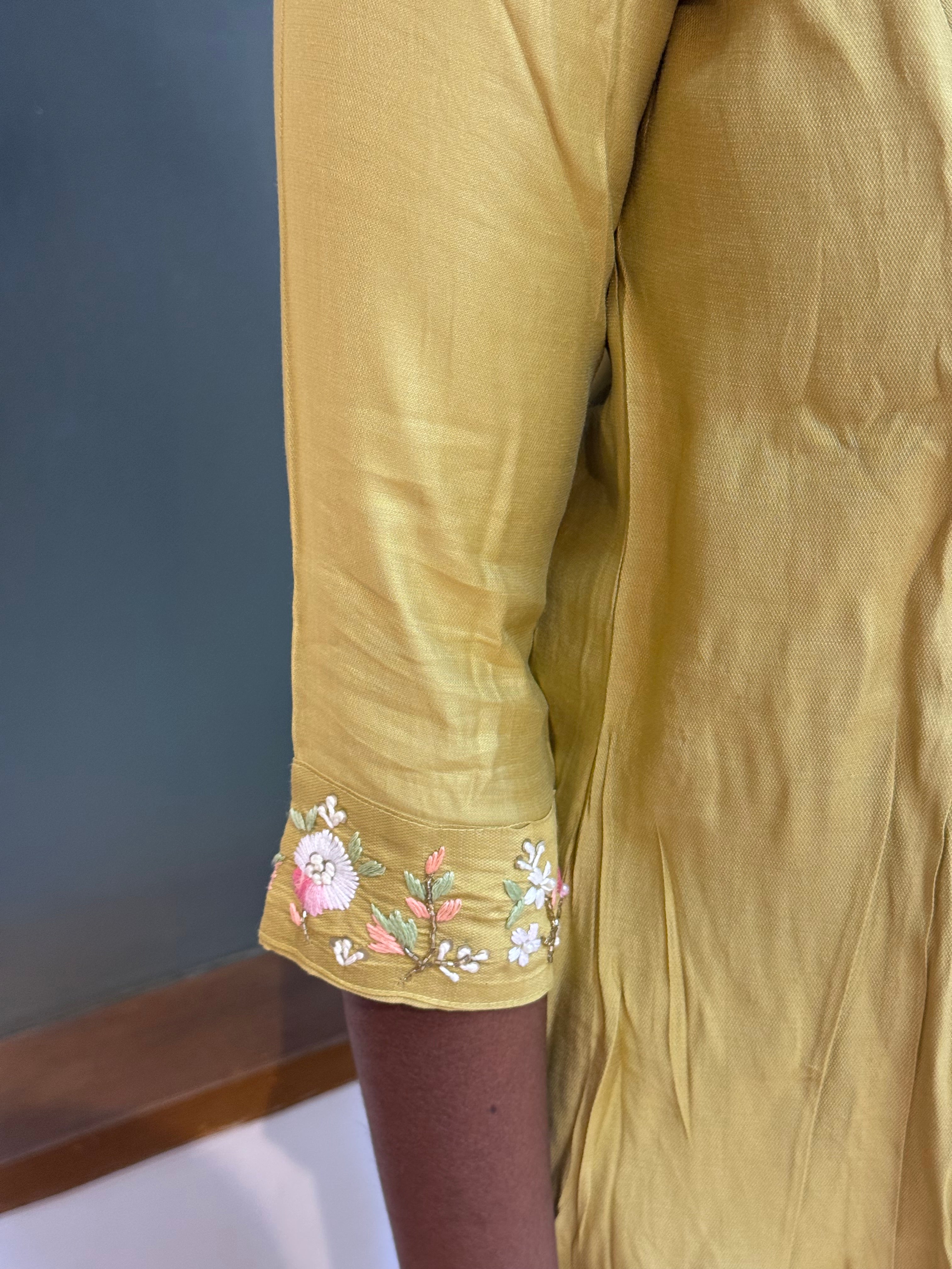 Pranavi 882B