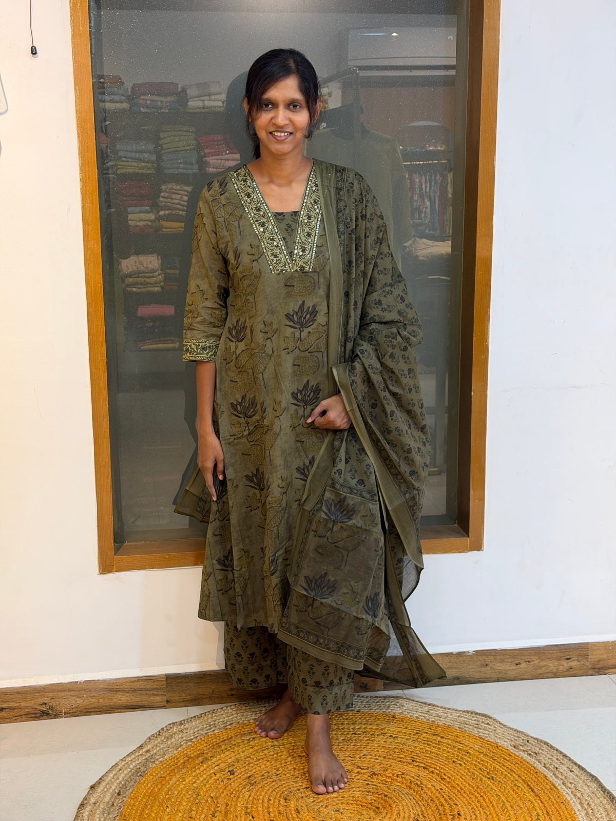 Lakshmi Prabha 976B