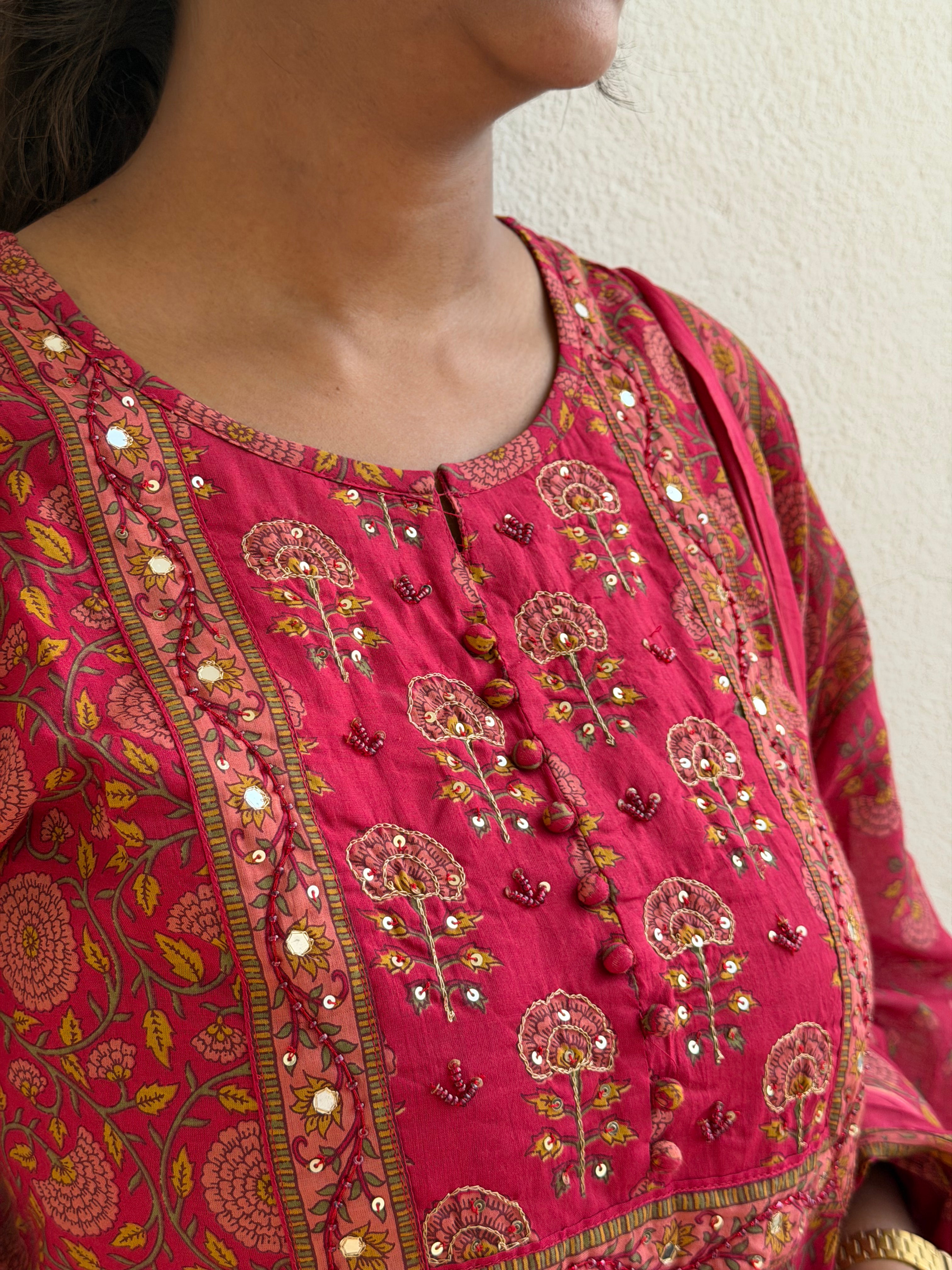 Gulabi 714