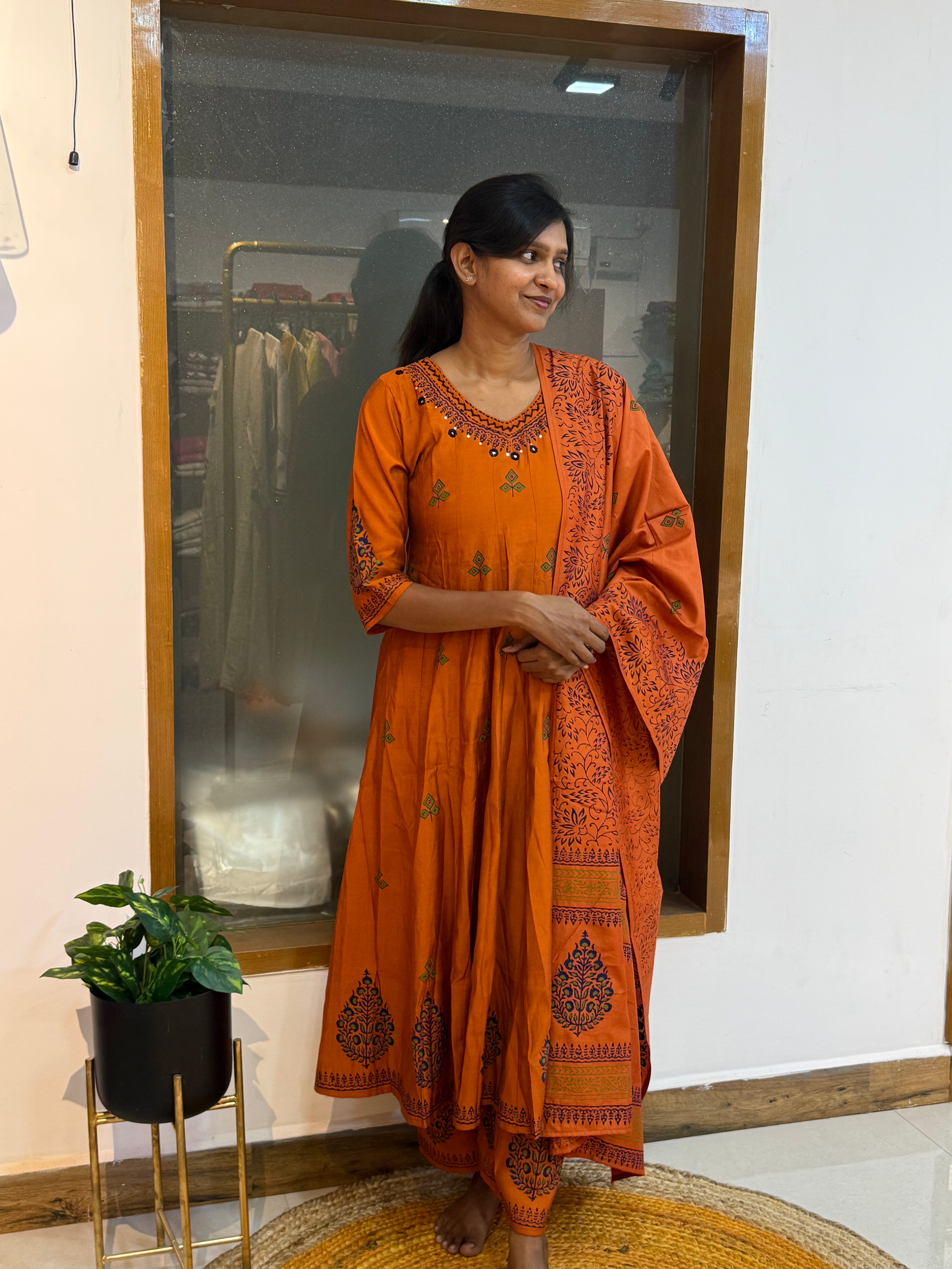 Suryaneel 595