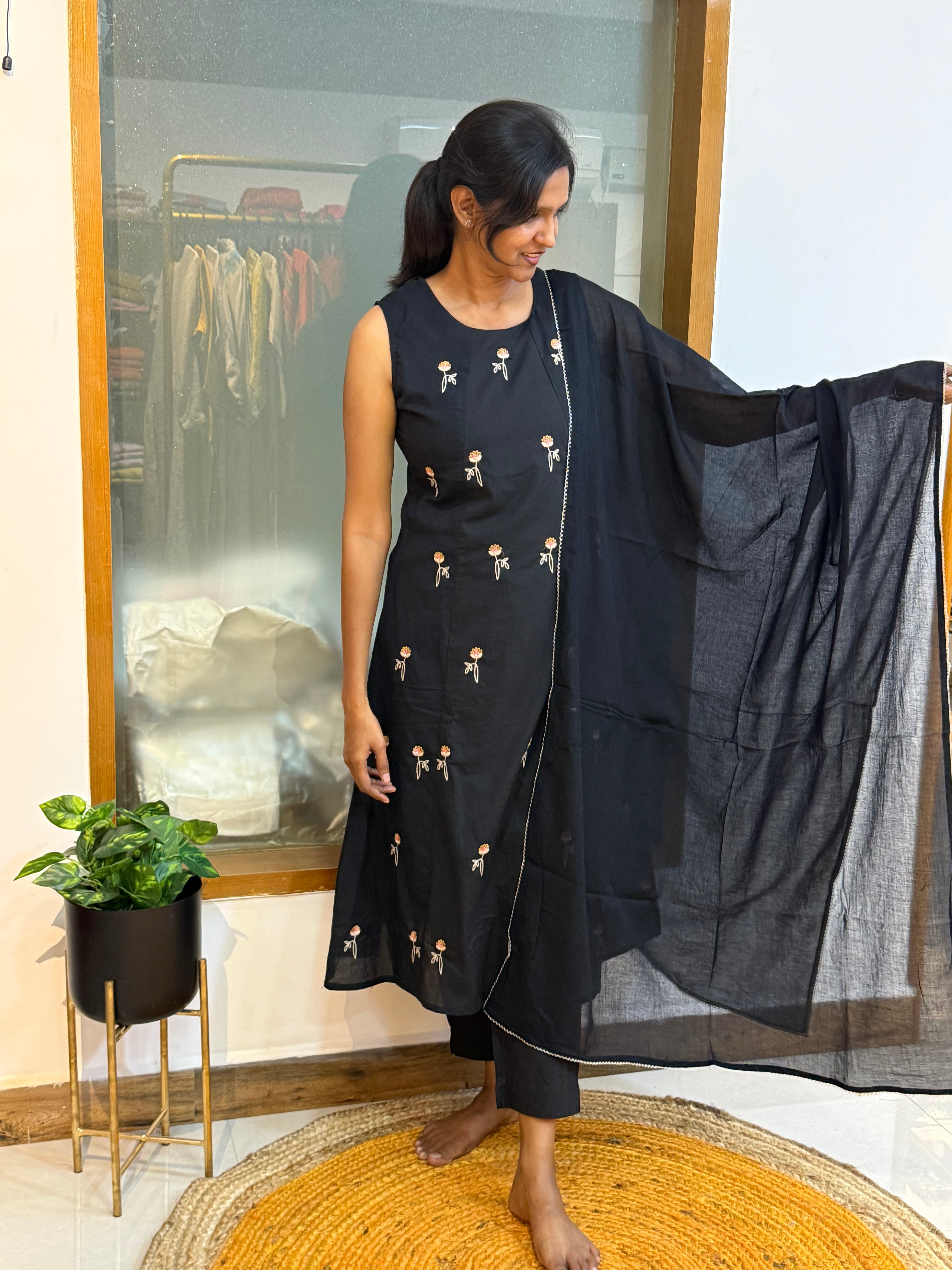 Black cherish 598