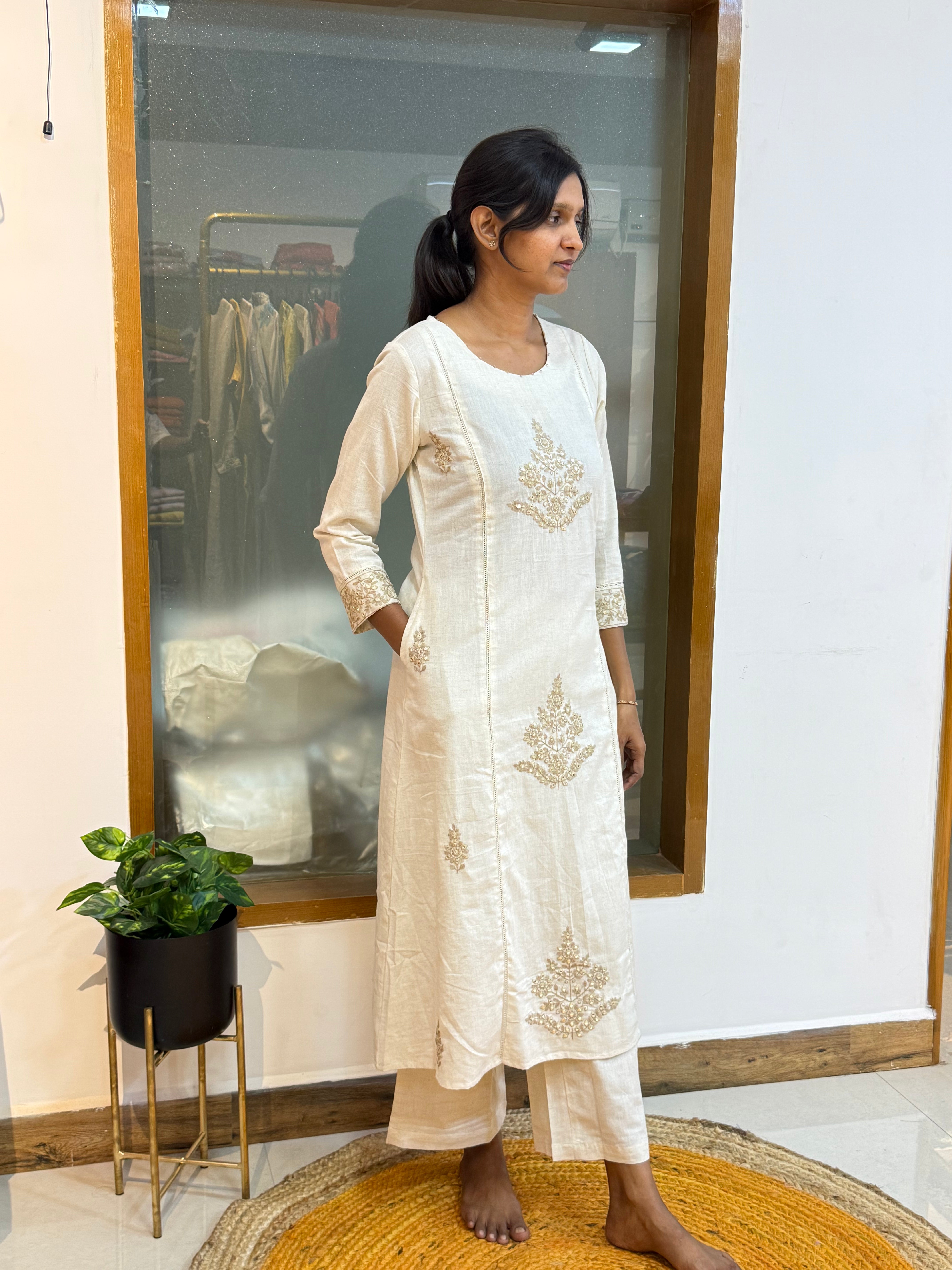 Ivory loom 602