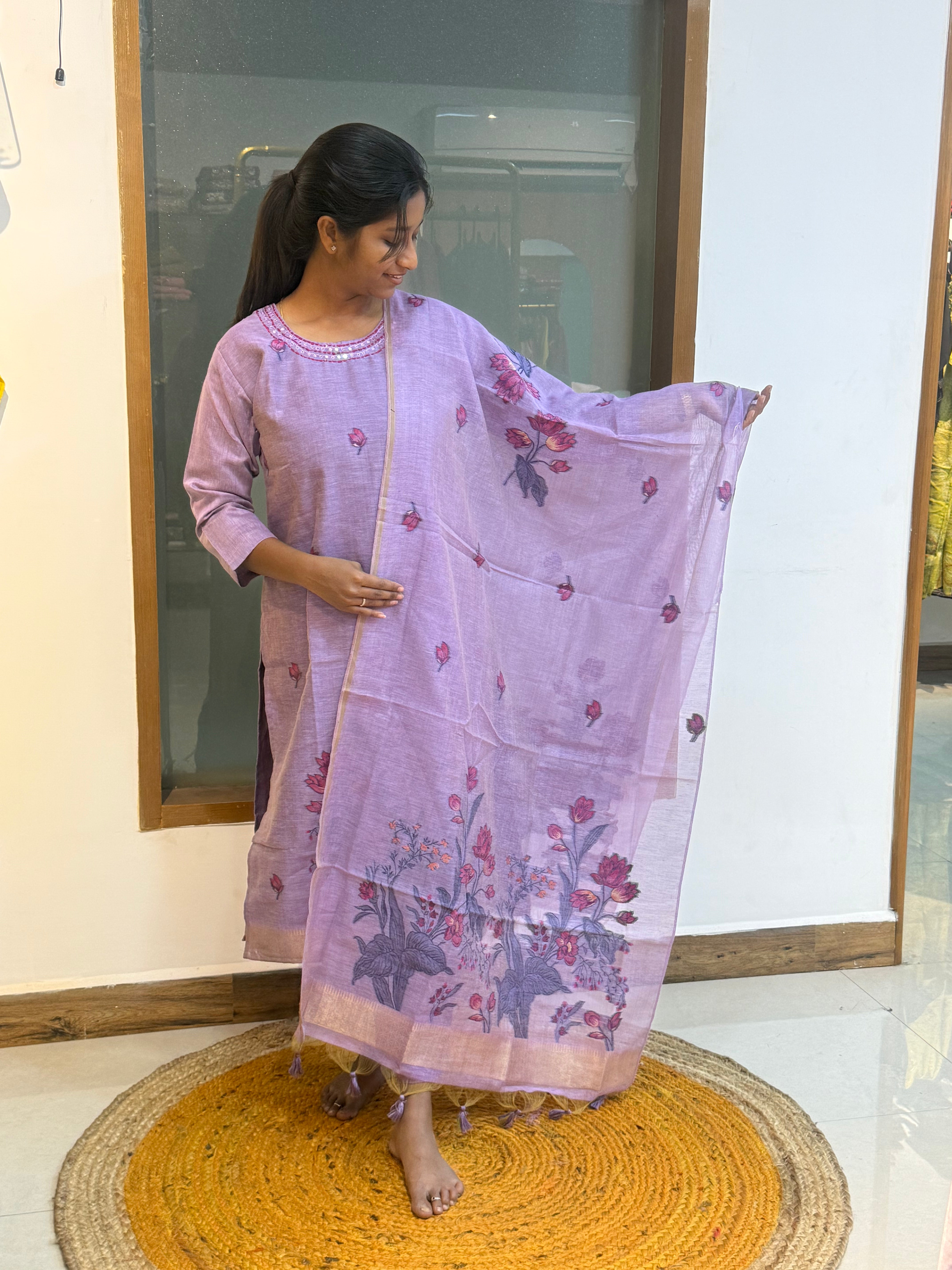 Lakshmi 634